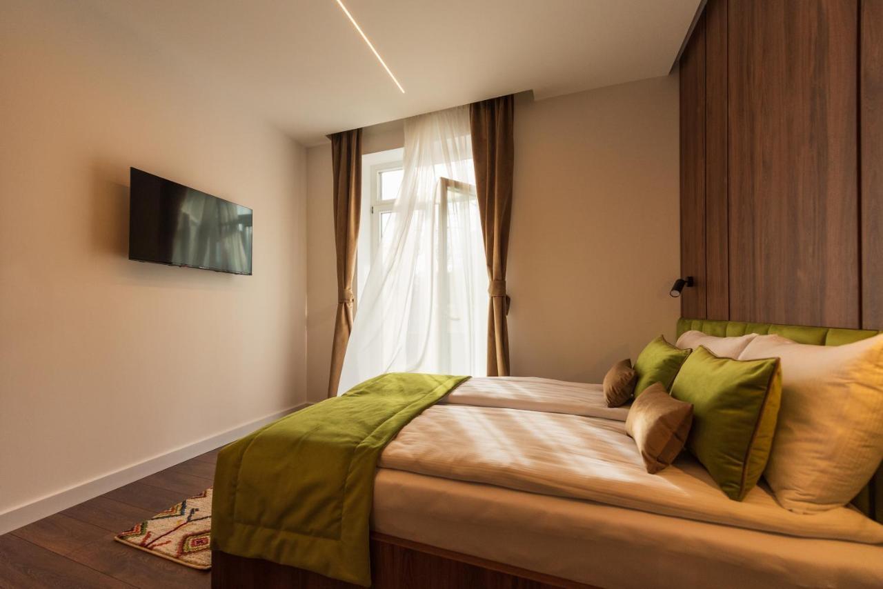 Apartments Emerald Free Garage Parking Сараево Экстерьер фото