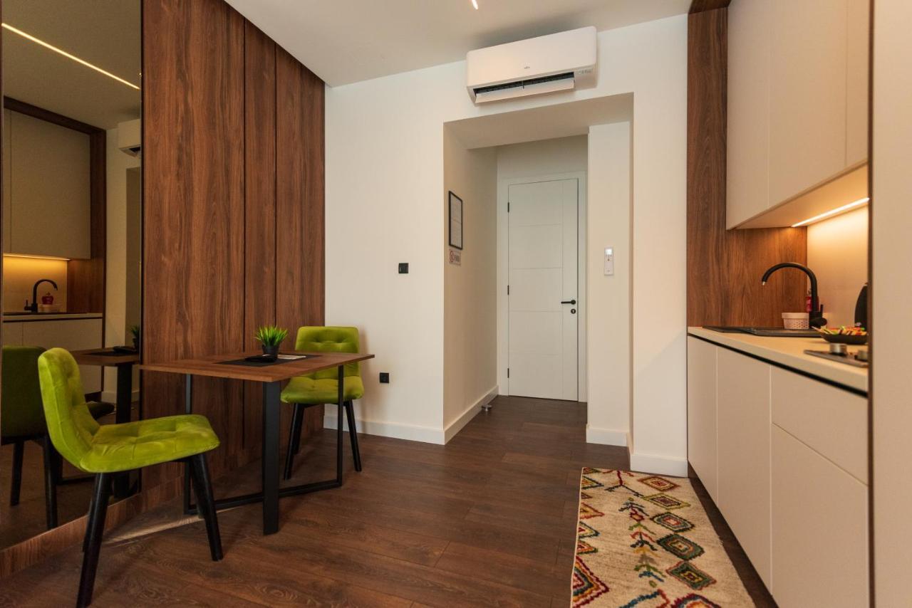 Apartments Emerald Free Garage Parking Сараево Экстерьер фото